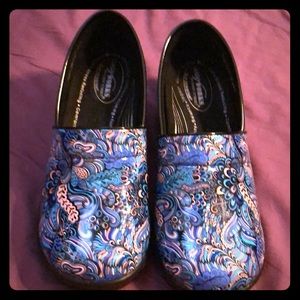 Easy Street Easy Works clogs